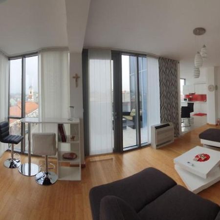 Appartamento Penthouse Heart Of Slavonia **** Ðakovo Esterno foto