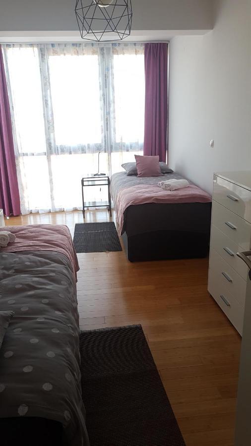 Appartamento Penthouse Heart Of Slavonia **** Ðakovo Esterno foto